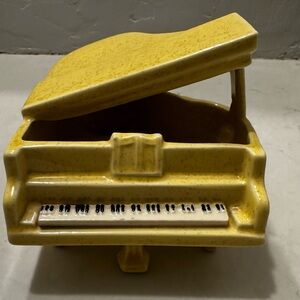 Vintage McCOY Pottery Baby Grand Piano Yellow